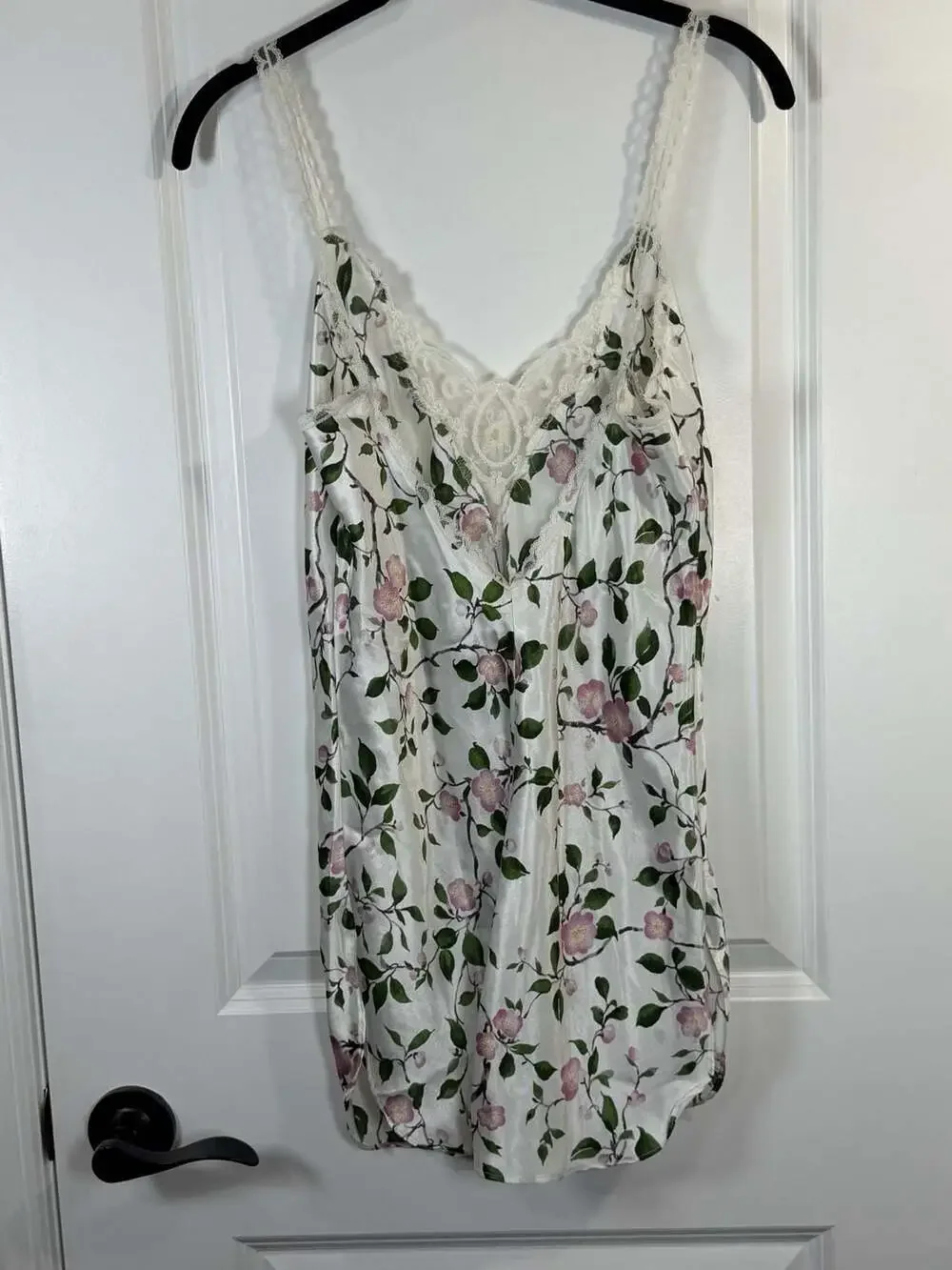 California Dynasty Vintage Floral Lace Trim Satin Chemise Nightgown Size Small